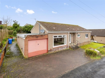 4 bed detached bungalow for sale in Comrie