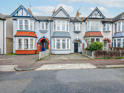4 Bedroom Terraced House For Sale In Leigh-on-sea