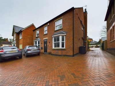 5 Bedroom House Hinckley Leicestershire