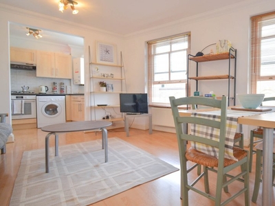 1-bedroom apartment to rent in Maida Vale, London