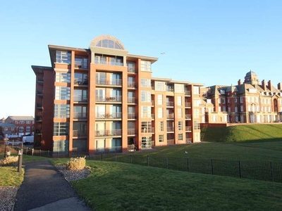 2 bed flat for sale in Queens Promenade,
FY2, Blackpool