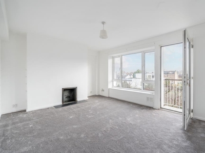 3 Bed Flat/Apartment To Rent in Friars Stile Road, Richmond, TW10 - 531
