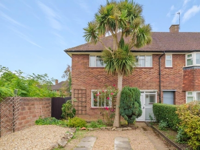 3 Bed House For Sale in Feltham, Greater London, TW14 - 5158138