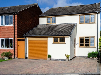 3 bedroom detached house for sale in Carter Close, Enderby., LE19