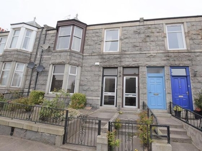 3 bedroom flat to rent Aberdeen, AB24 4HU