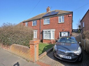 3 Bedroom Semi-detached House For Sale In Westgate-on-sea, Kent