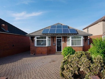 Detached bungalow for sale in Bradford Road, Tingley, Wakefield WF3