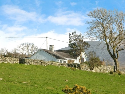 Detached house for sale in Deiniolen, Caernarfon LL55