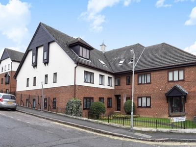 1 Bed Flat/Apartment To Rent in High Wycombe, Buckinghamshire, HP13 - 532