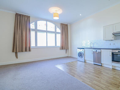 1 Bedroom Apartment For Rent In Bolton, Lancashire