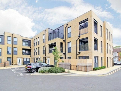 1 Bedroom Apartment For Sale In Croydon