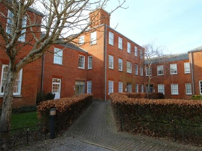 1 Bedroom Apartment For Sale In Fareham, Hampshire