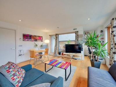 1 Bedroom Flat For Rent In Hardwicks Square, Wandsworth