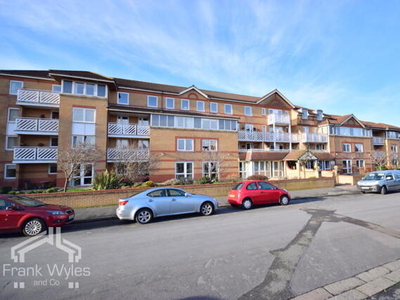 1 Bedroom Flat For Sale In Kings Road, Lytham St Annes