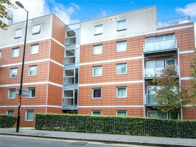 1 Bedroom Ground Floor Flat For Rent In Croydon