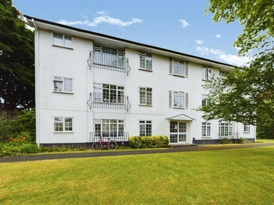 1 Bedroom Ground Floor Flat For Sale In St. Botolphs Road, Worthing