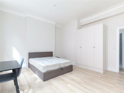 1 Bedroom House Share For Rent In Old Street, London