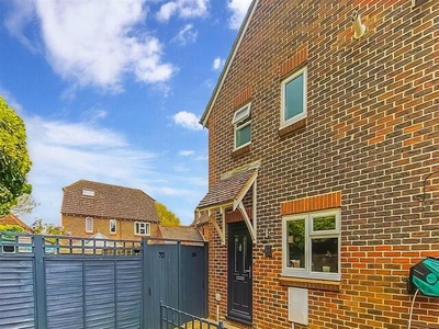 1 Bedroom Semi-detached House For Sale In Hoo, Rochester