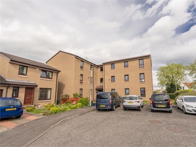 2 bed first floor flat for sale in Warriston