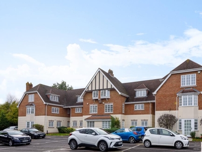 2 Bed Flat/Apartment For Sale in Binfield, Berkshire, RG42 - 4754113