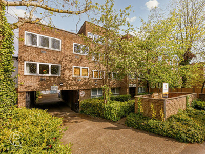 2 Bedroom Apartment For Sale In Hanwell, London