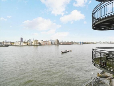 2 Bedroom Apartment For Sale In Isle Of Dogs, London