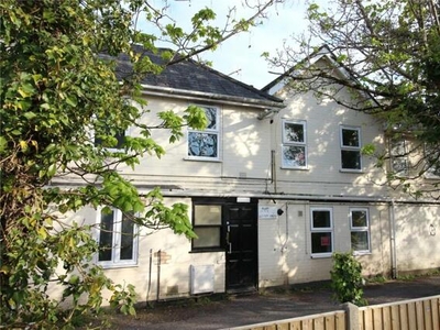 2 Bedroom Apartment For Sale In Pennington, Hampshire