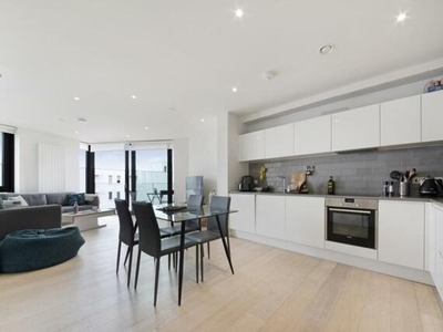 2 Bedroom Apartment For Sale In Starboard Way, London