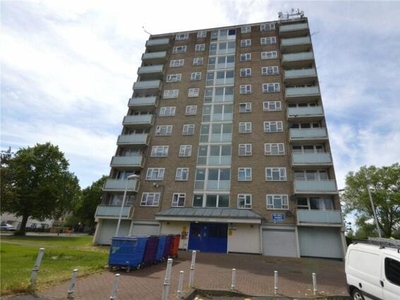 2 Bedroom Apartment For Sale In Swindon