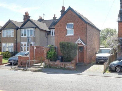 2 Bedroom Detached House For Sale In Stevenage, Hertfordshire