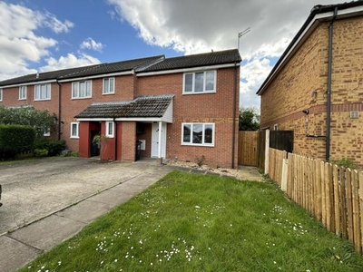 2 Bedroom End Of Terrace House For Sale In Clacton-on-sea, Essex