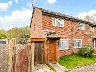 2 Bedroom End Of Terrace House For Sale In Crawley
