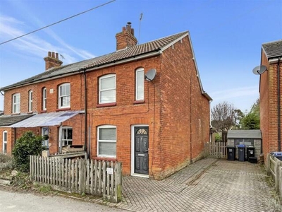 2 Bedroom End Of Terrace House For Sale In Shrewton