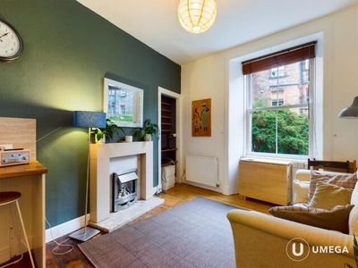 2 Bedroom Flat For Rent In Abbeyhill, Edinburgh