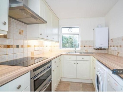 2 Bedroom Flat For Rent In High Wycombe