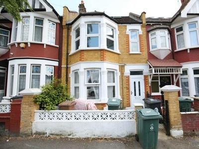 2 Bedroom Flat For Rent In Leyton