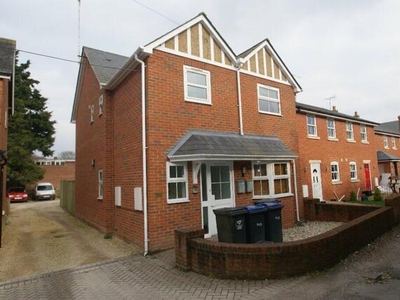 2 Bedroom Flat For Rent In Ludgershall
