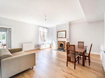 2 Bedroom Flat For Rent In Parsons Green, London