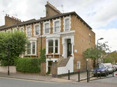 2 Bedroom Flat For Rent In Stoke Newington