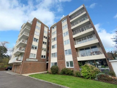 2 Bedroom Flat For Rent In Tennyson Road