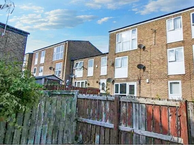 2 Bedroom Flat For Rent In Washington, Tyne And Wear