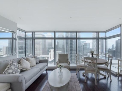2 Bedroom Flat For Sale In East Tower, Canary Wharf