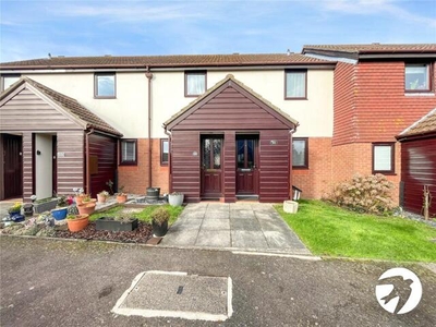2 Bedroom Flat For Sale In Rochester, Kent