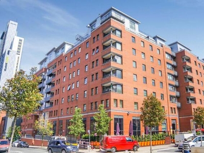 2 Bedroom Flat For Sale In Southern Gateway, Manchester