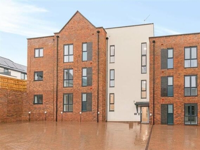 2 Bedroom Ground Floor Flat For Sale In East Sussex