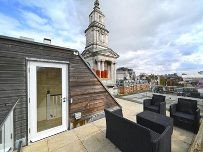 2 Bedroom Penthouse For Rent In Mayfair