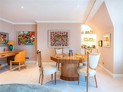 2 Bedroom Penthouse For Sale In Mayfair, London