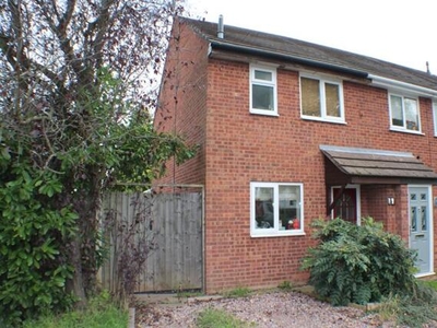 2 Bedroom Semi-detached House For Rent In Droitwich, Worcestershire