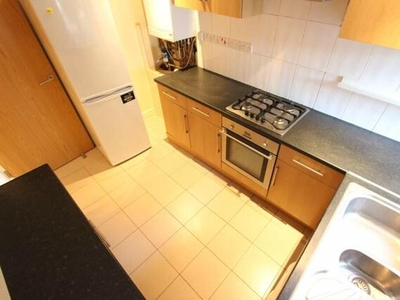 2 Bedroom Semi-detached House For Rent In Wembley