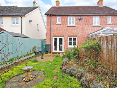 2 Bedroom Semi-detached House For Sale In Andover